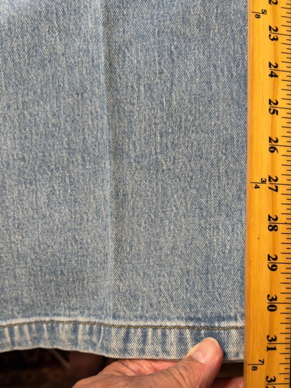 NWT Free Assembly Women's High Rise 70's Wide Leg Straight Jeans 12/31" Inseam - Picture 3 of 8